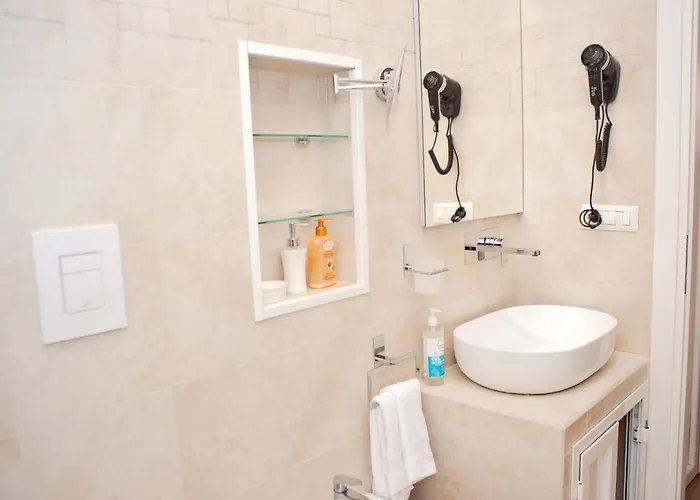 Scipio92home ゲストハウス 4*